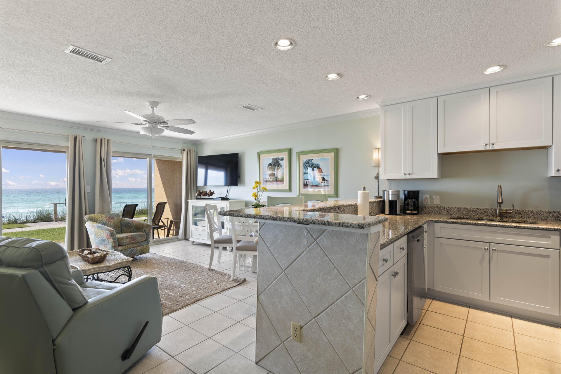 Coral Reef Club 09 8