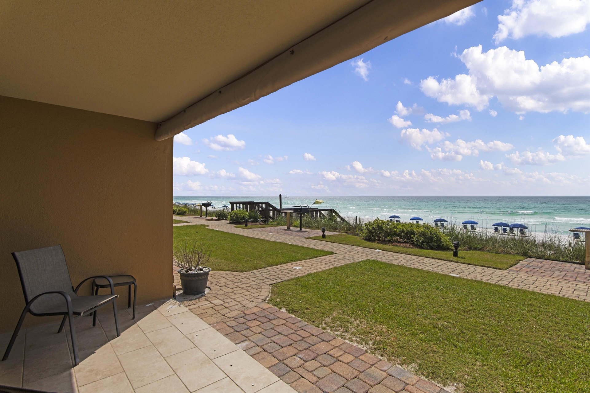Coral Reef Club 09 16