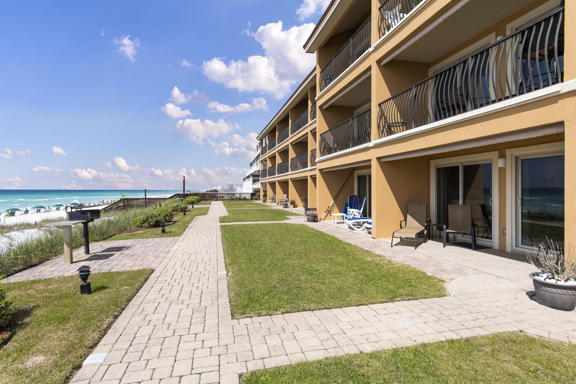 Coral Reef Club 09 19