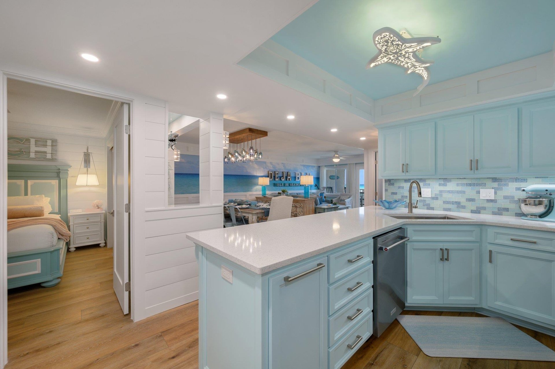 Holiday Surf and Racquet Unit 202 12