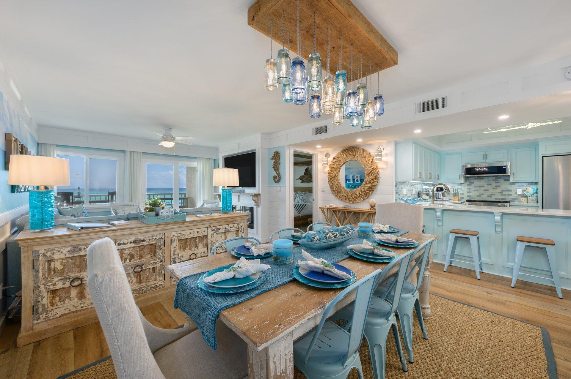 Holiday Surf and Racquet Unit 202 18