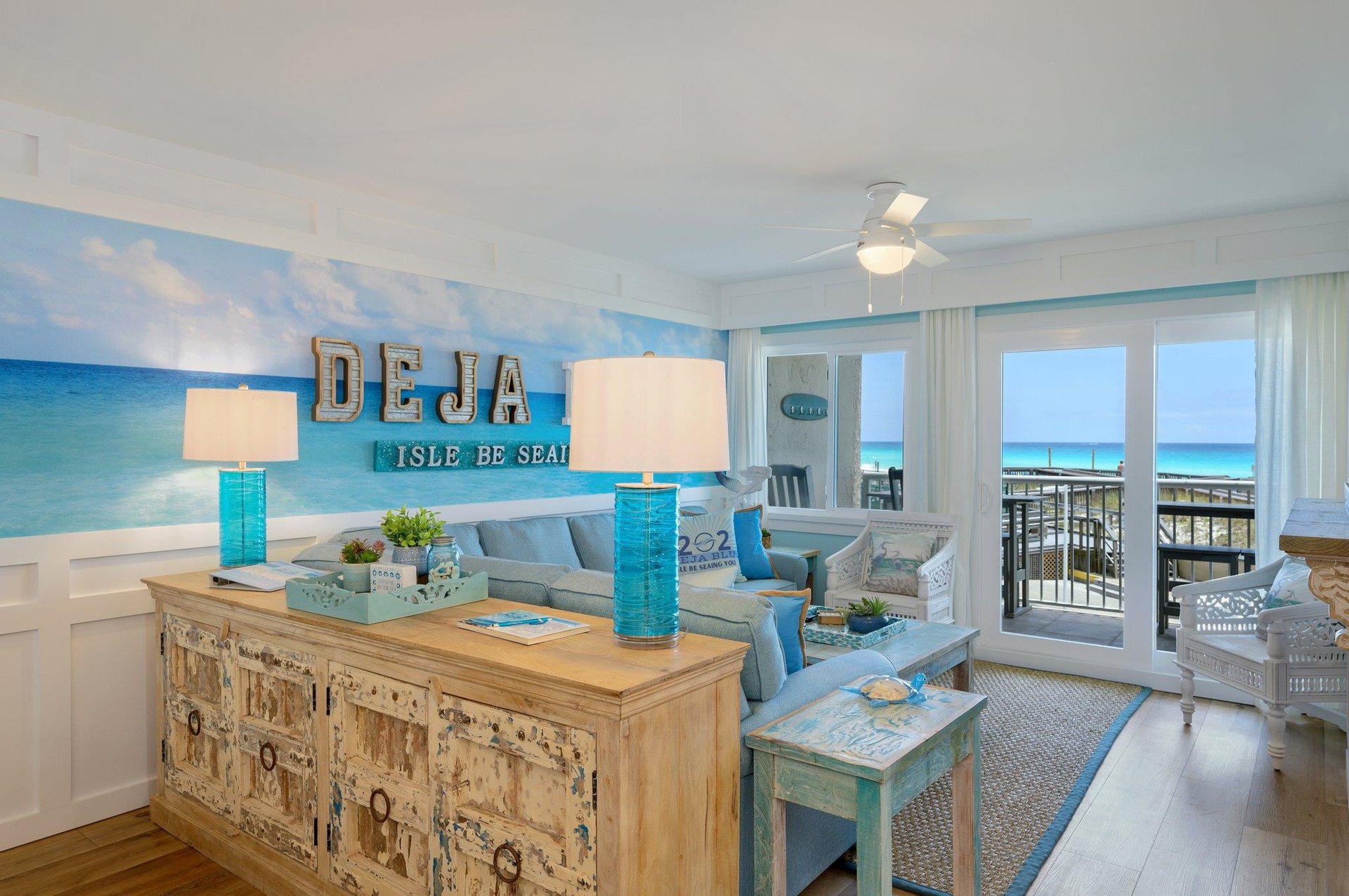 Holiday Surf and Racquet Unit 202 22