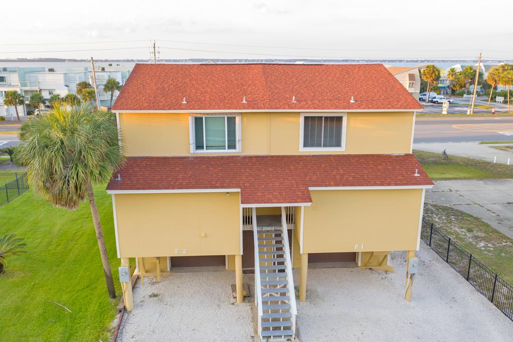 Regency Cabanas F1 37