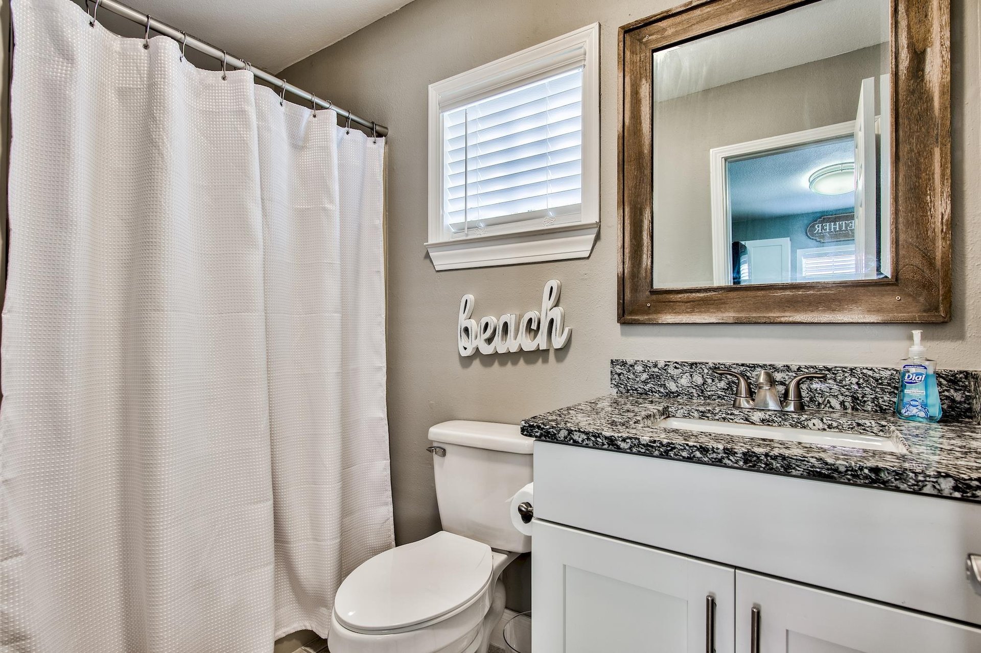 Crystal Blue Cottage 25