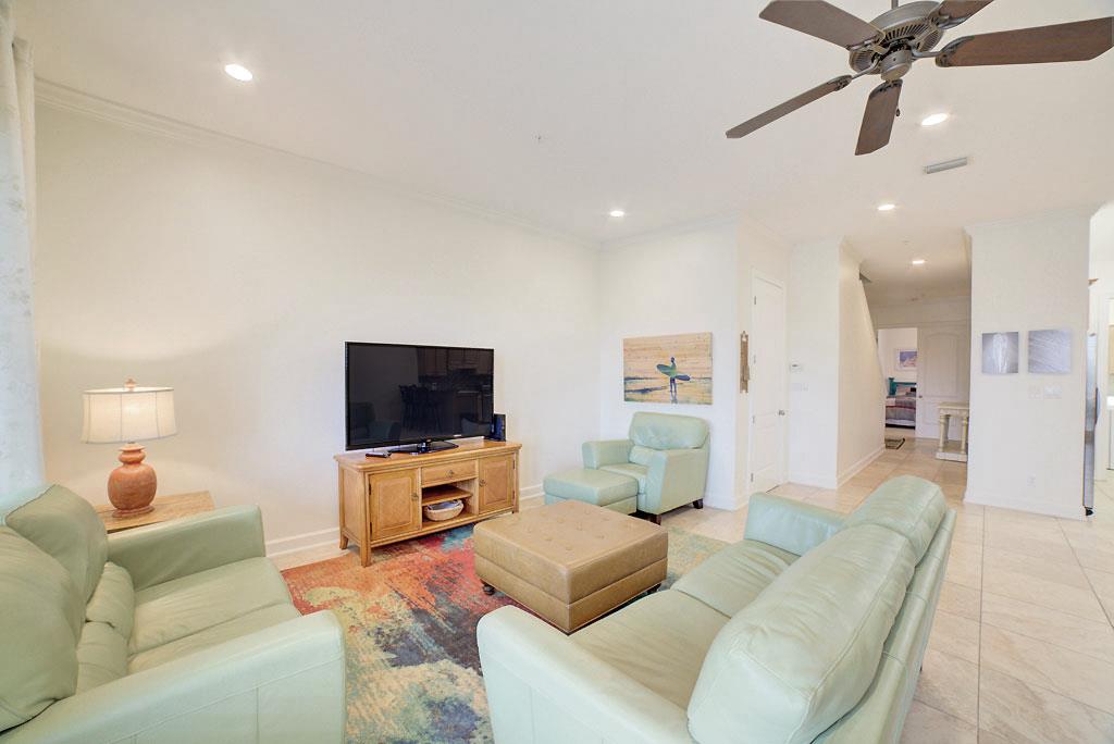 Regency Cabanas H4 4