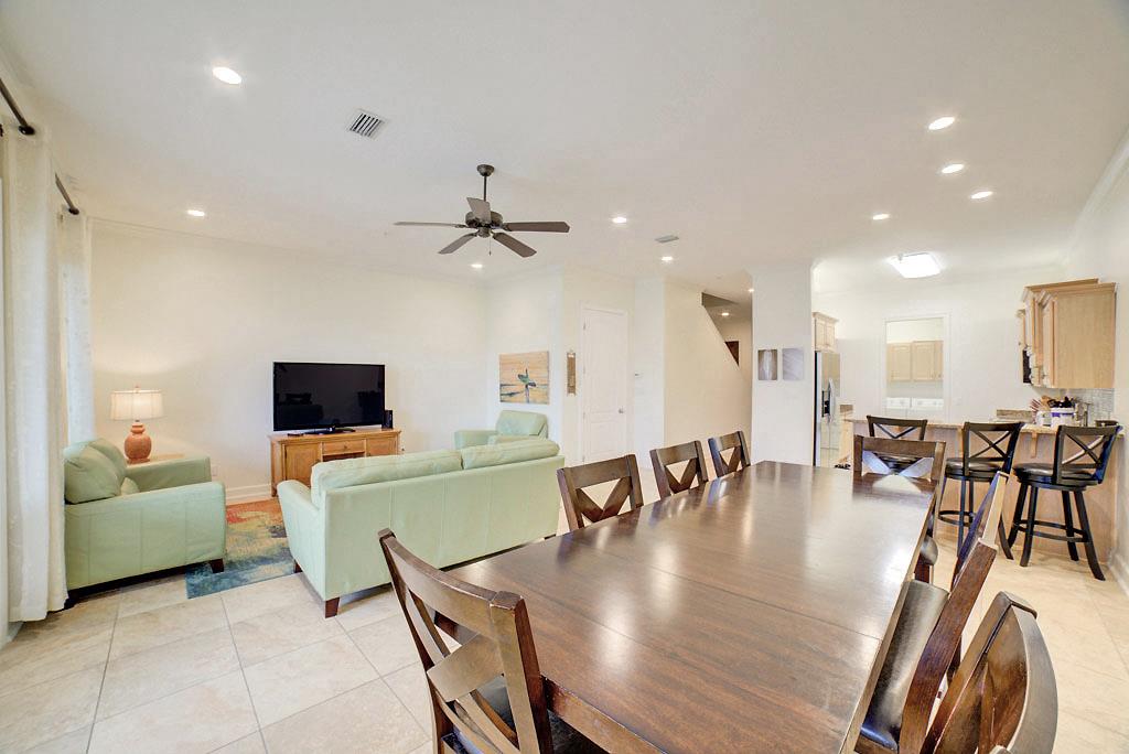 Regency Cabanas H4 5