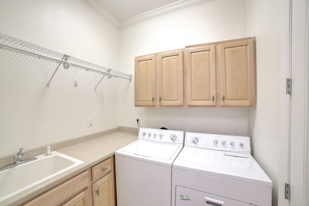 Regency Cabanas H4 13