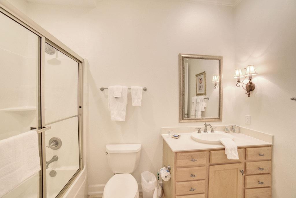 Regency Cabanas H4 18