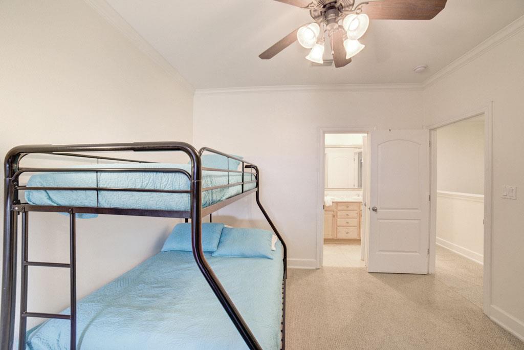 Regency Cabanas H4 27