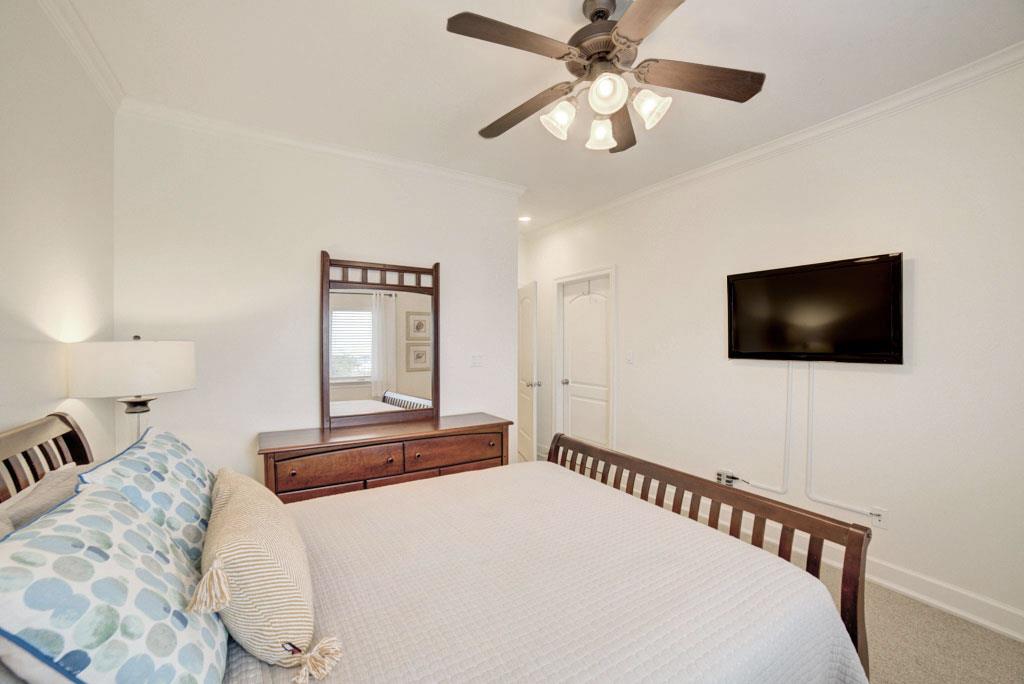 Regency Cabanas H4 32