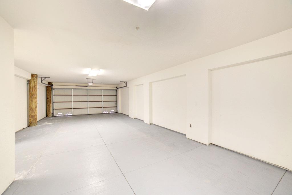 Regency Cabanas H4 36