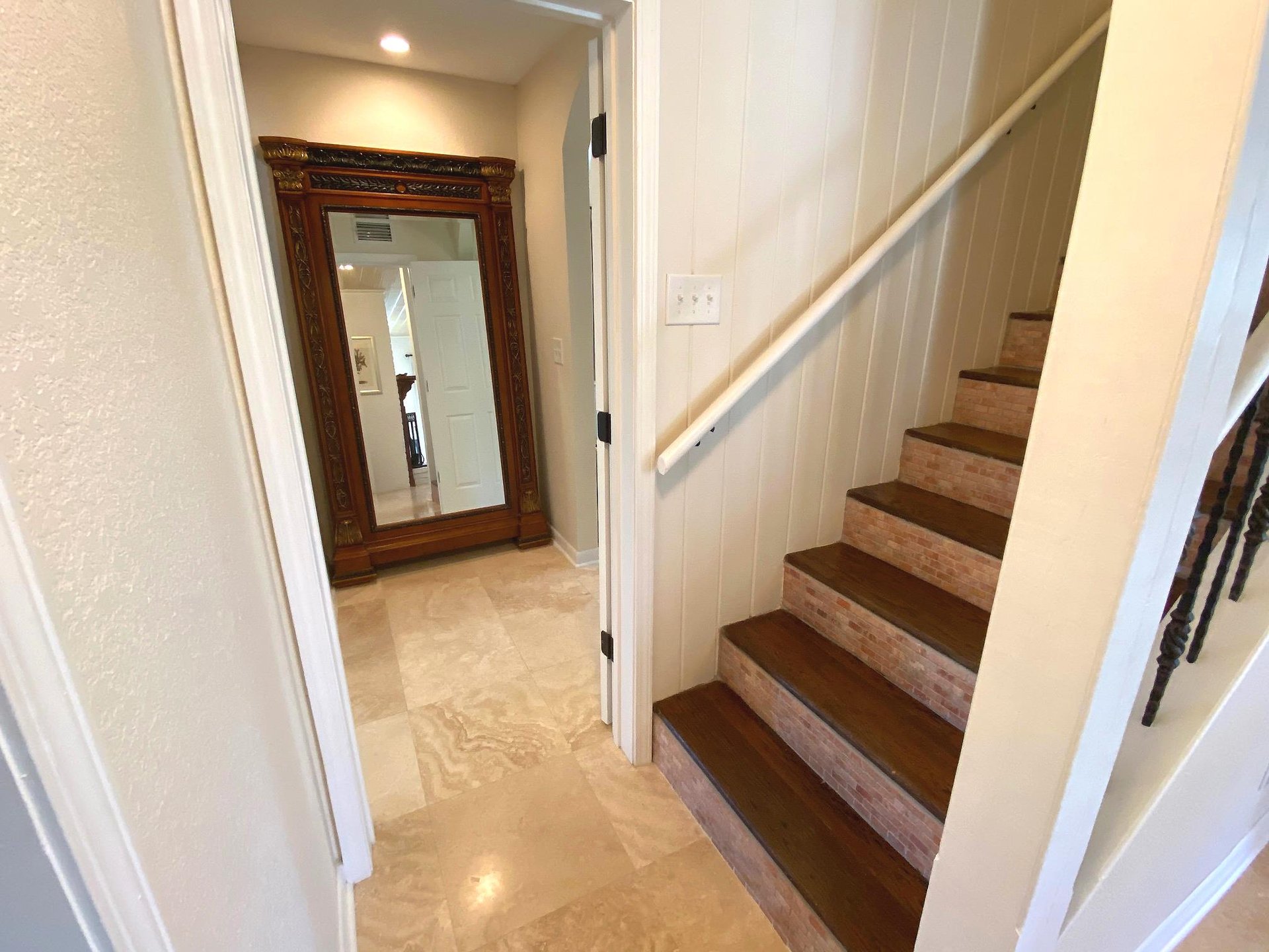 Ariola 103  Mermaid Oasis 23