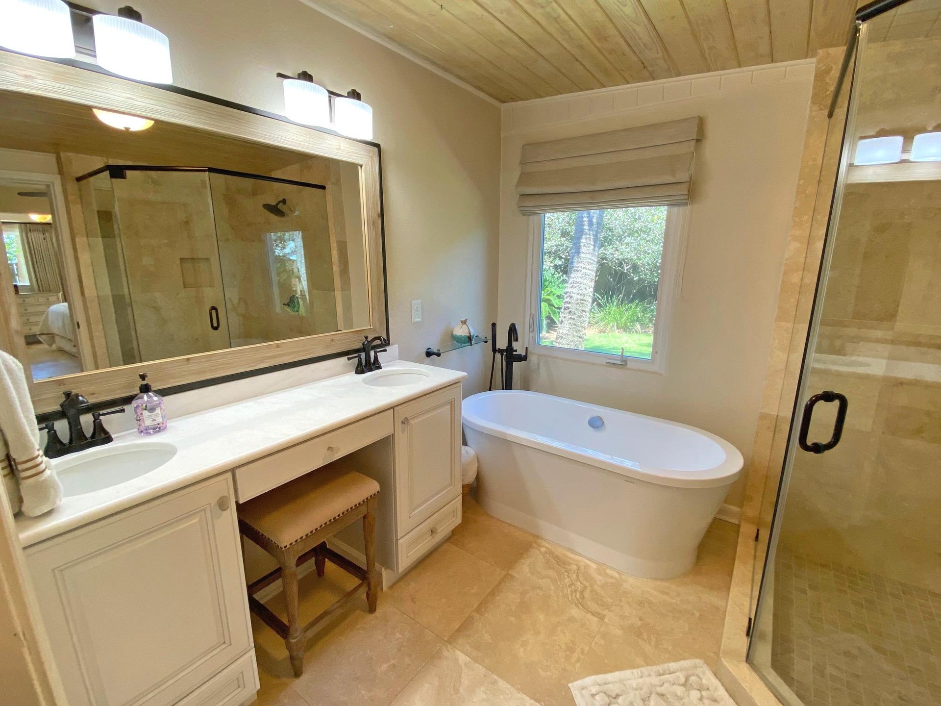 Ariola 103  Mermaid Oasis 28