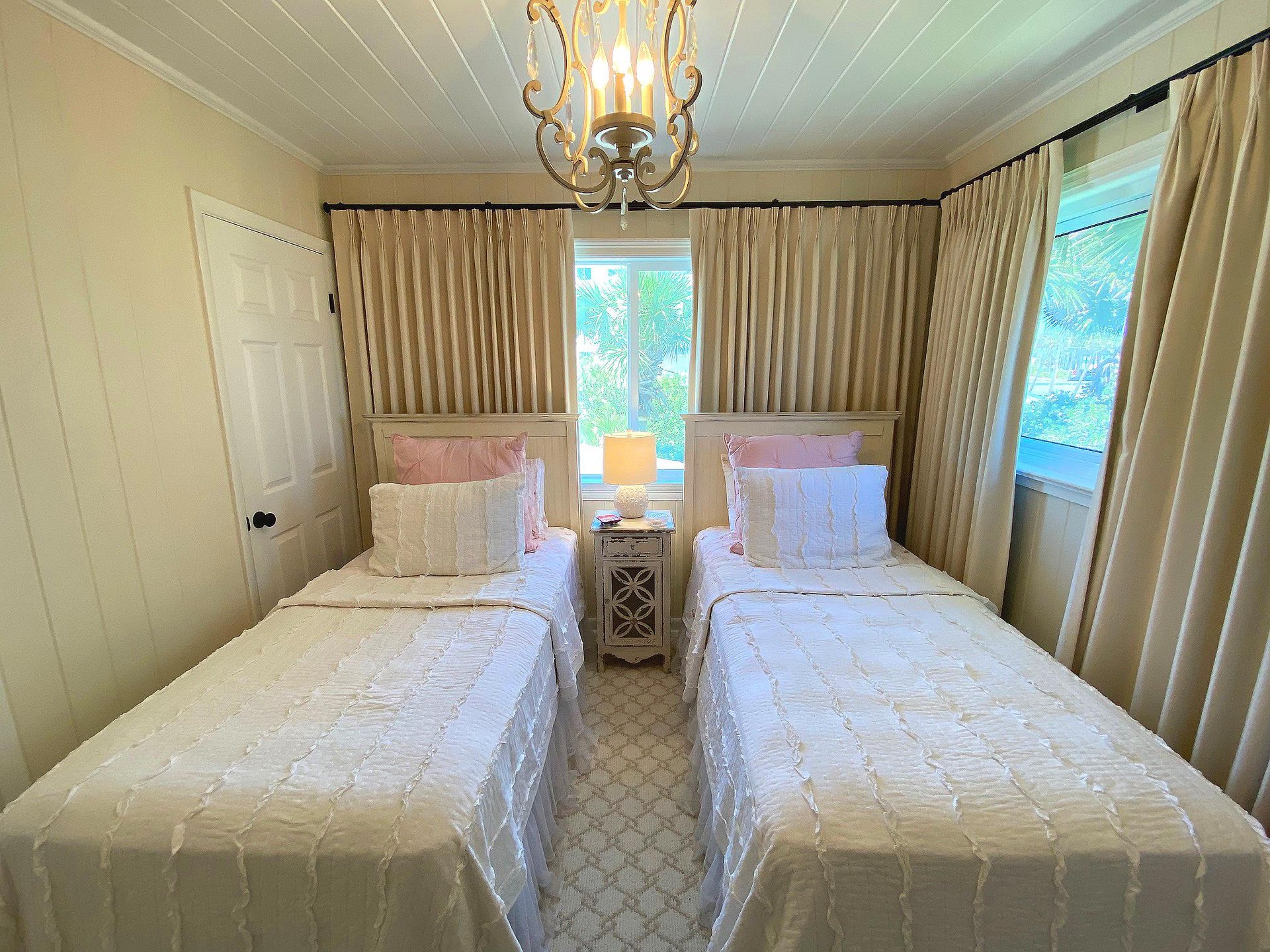 Ariola 103  Mermaid Oasis 42