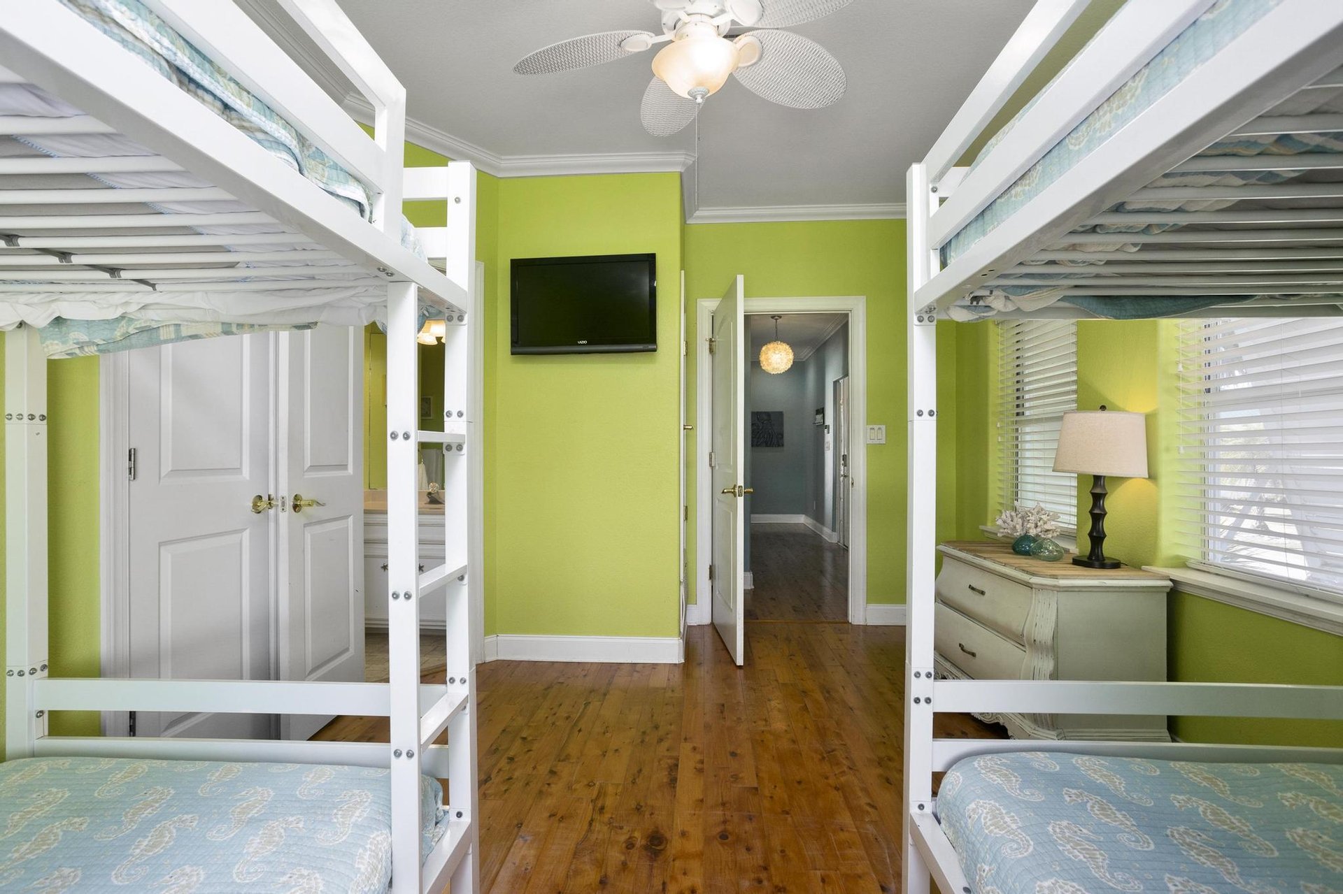 Maldonado 1206  Feeling Beachy 23