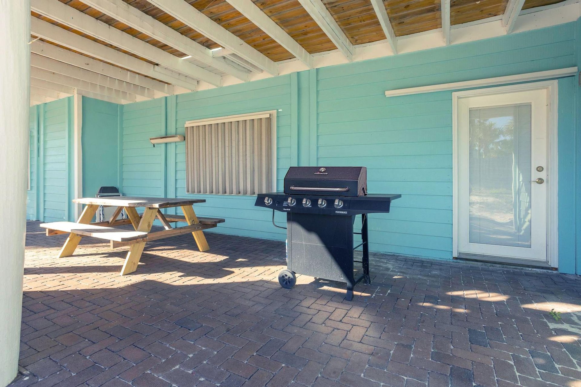 Maldonado 1206  Feeling Beachy 37