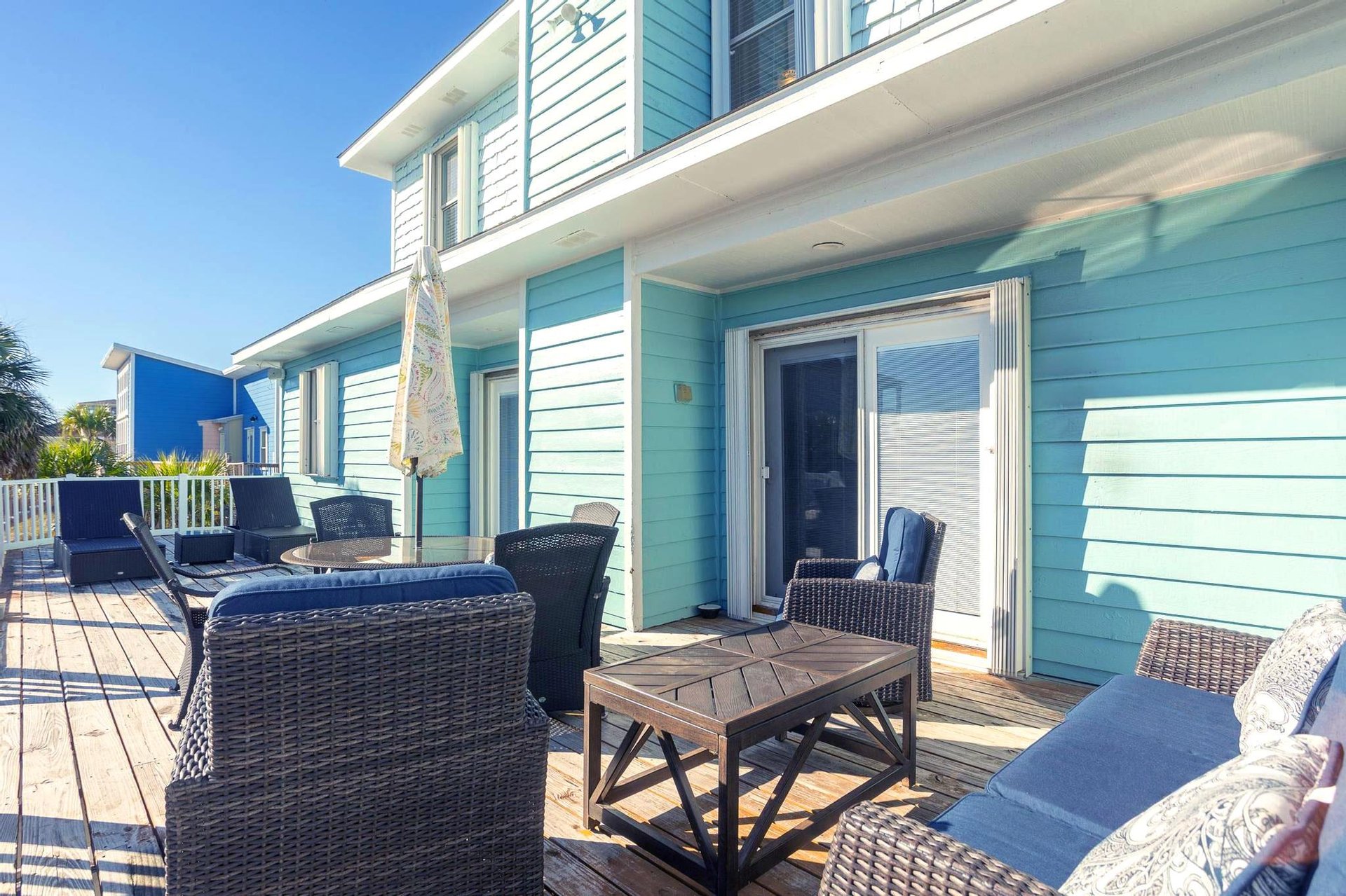 Maldonado 1206  Feeling Beachy 40