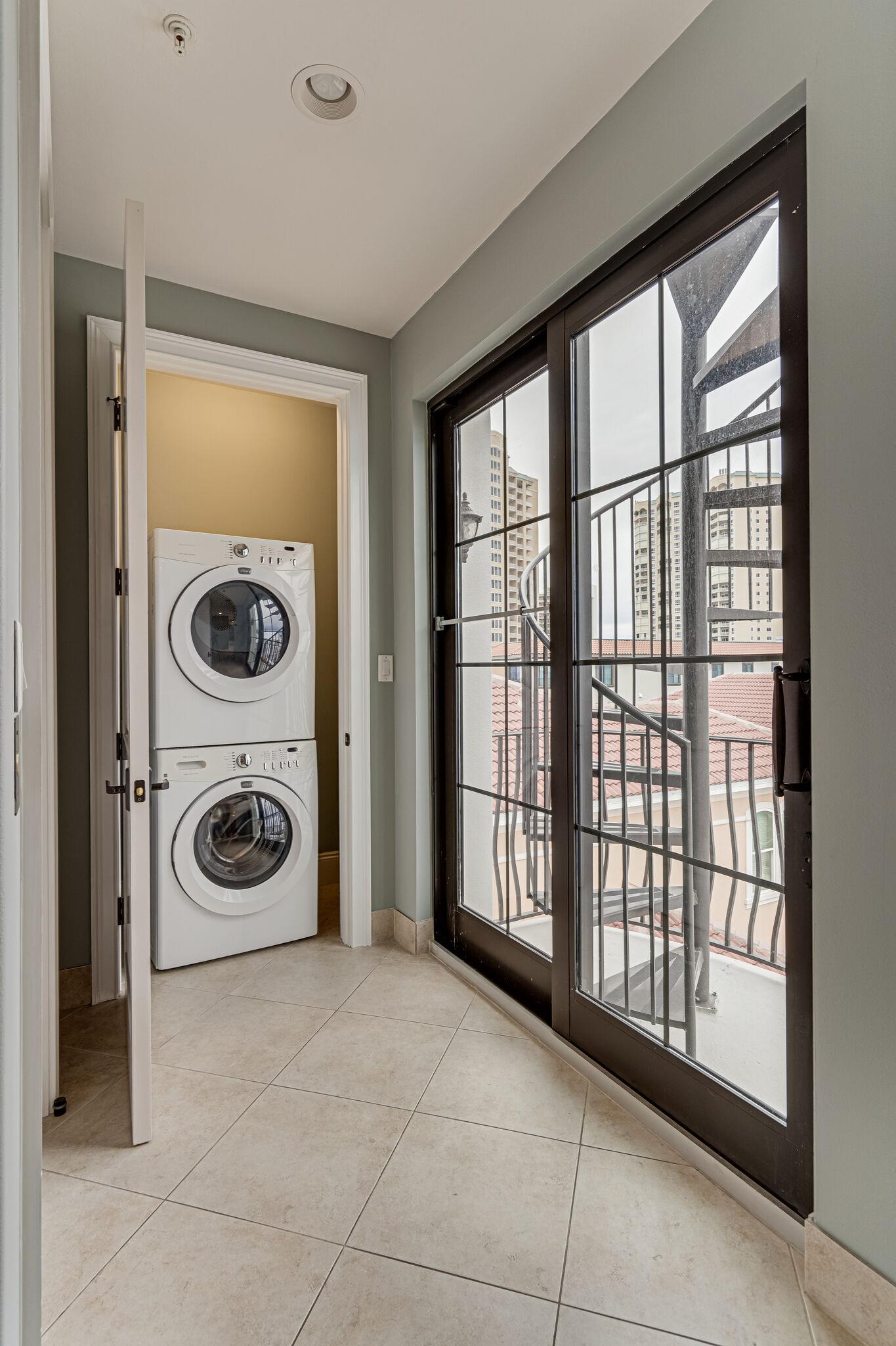 Ocean Front Escape 24