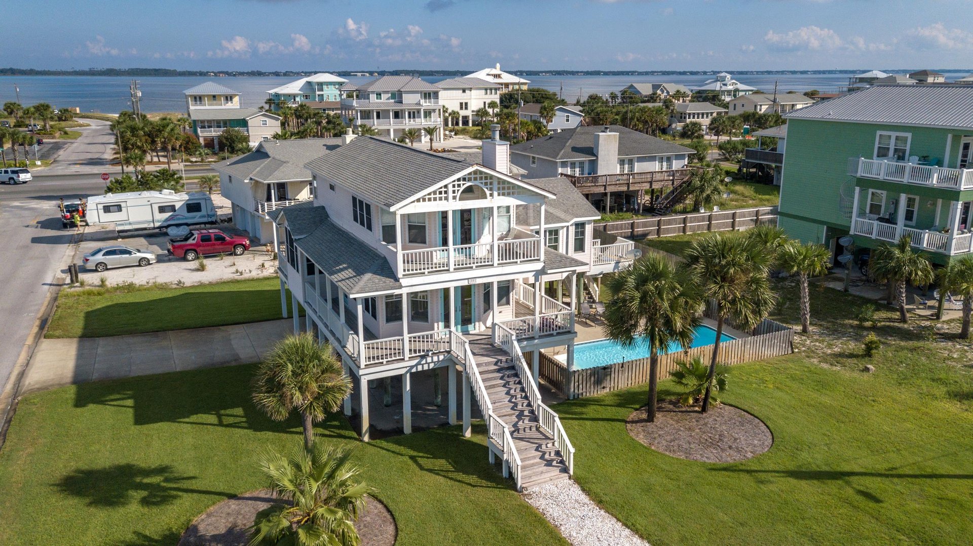 Maldonado 1001  Bakers Dozen Bungalow 1