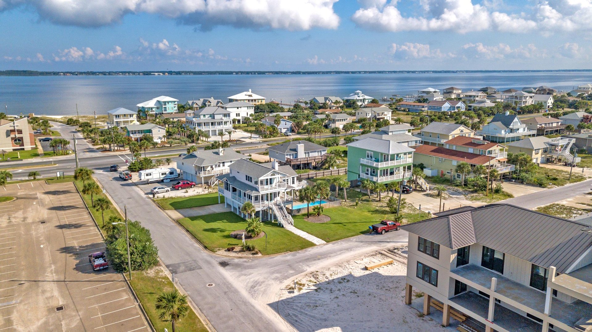 Maldonado 1001  Bakers Dozen Bungalow 46