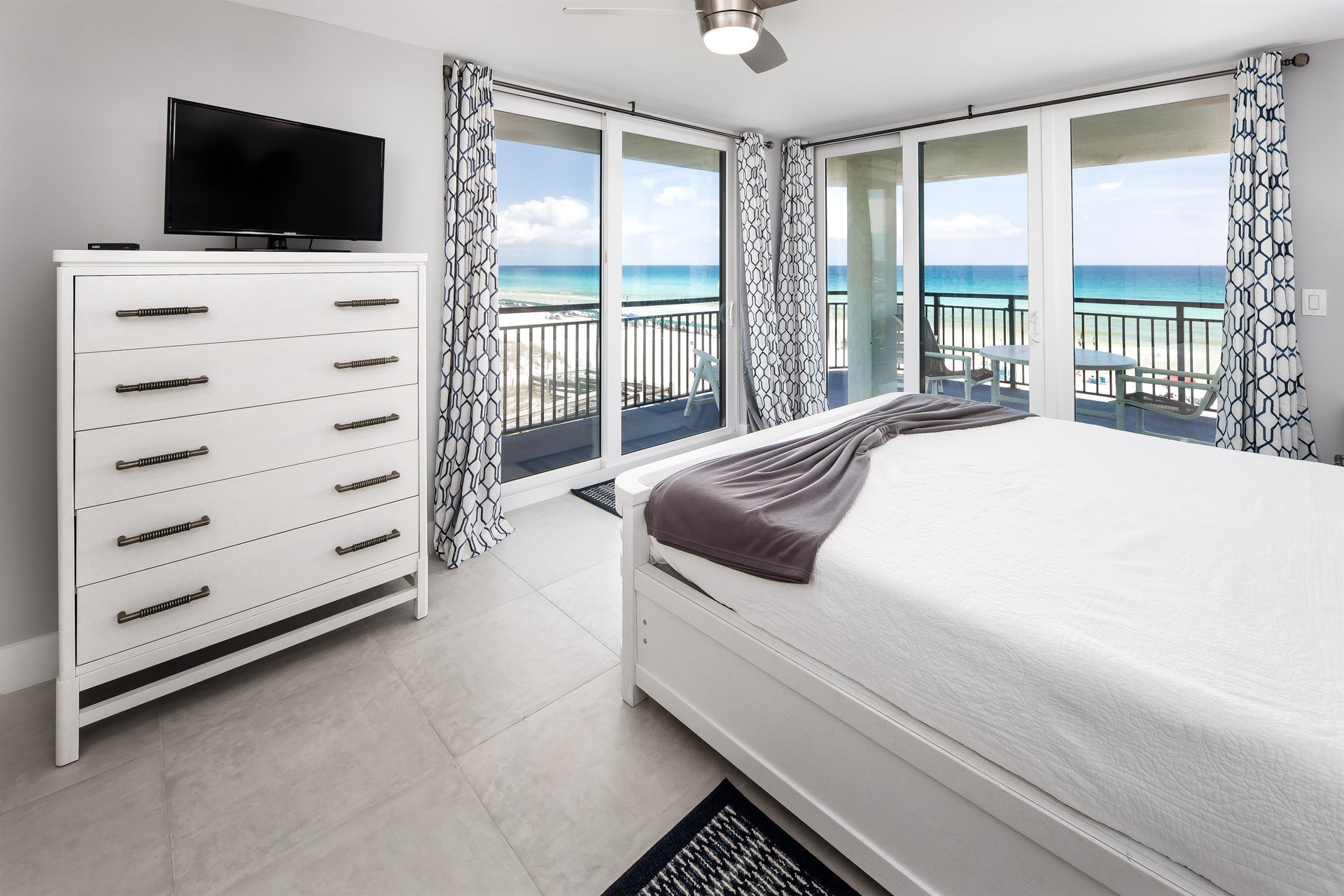 Nautilus Unit 1406 19