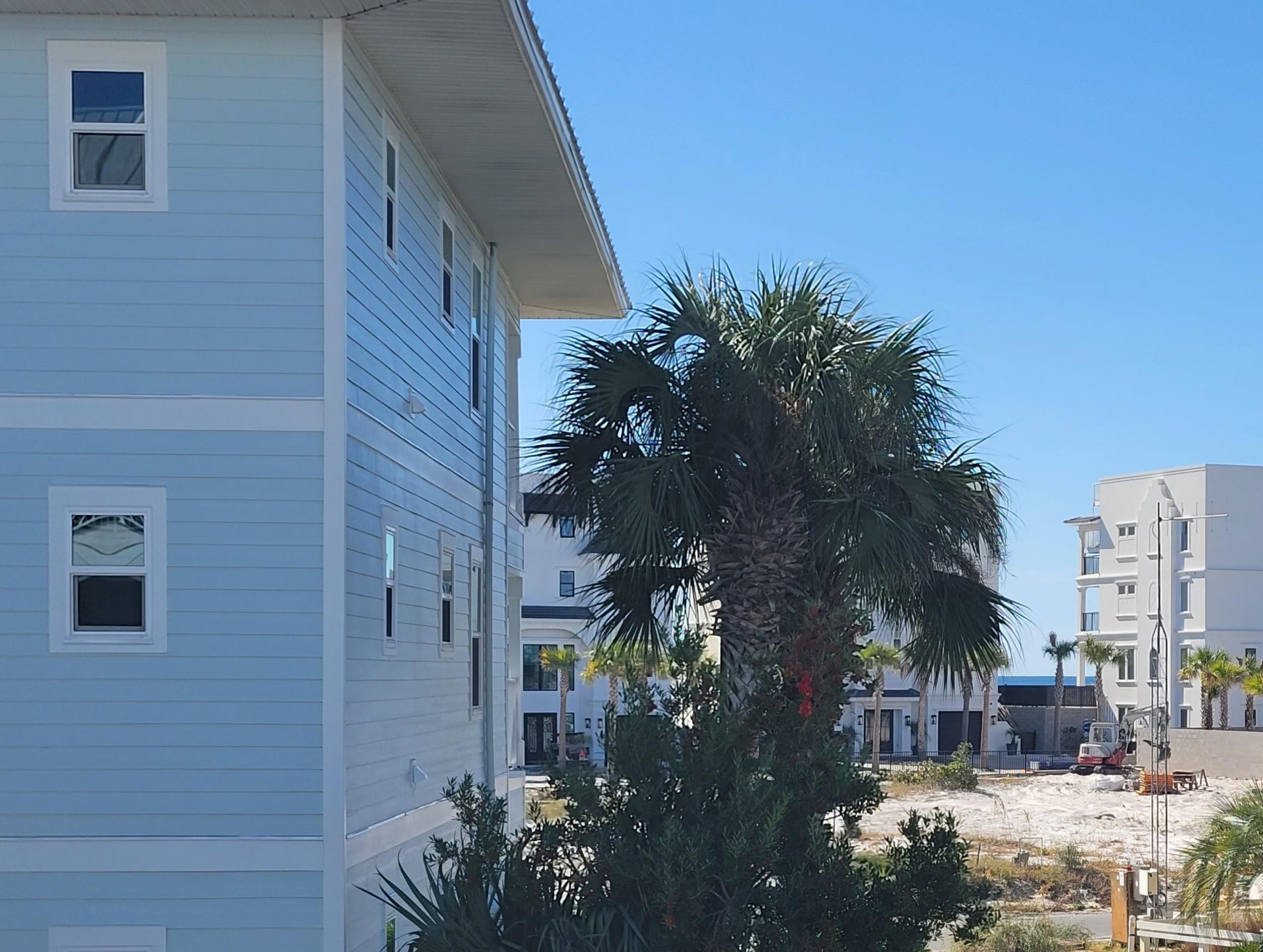 Beachside Villas 122 3