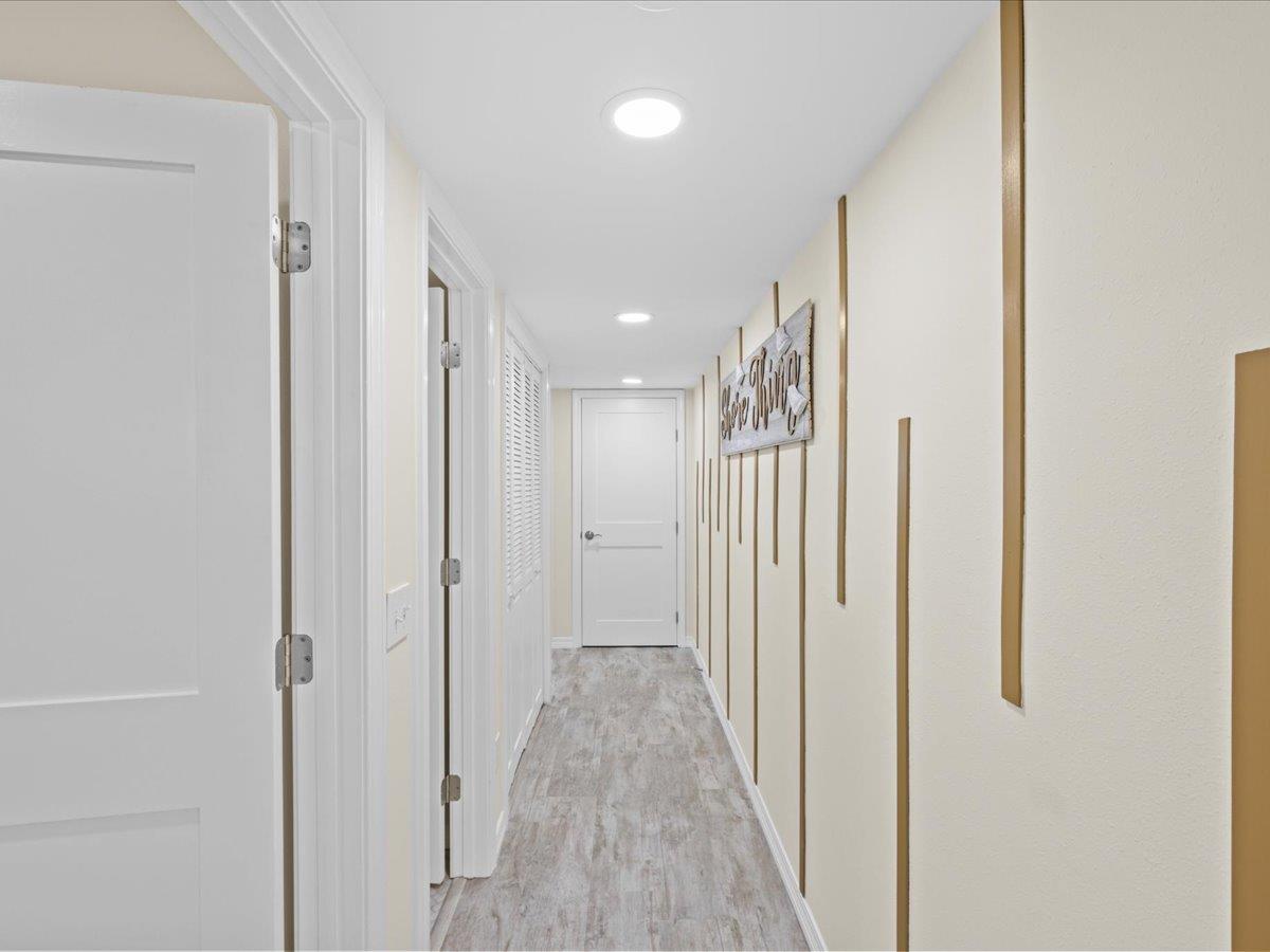 Holiday Surf and Racquet Unit 103 3