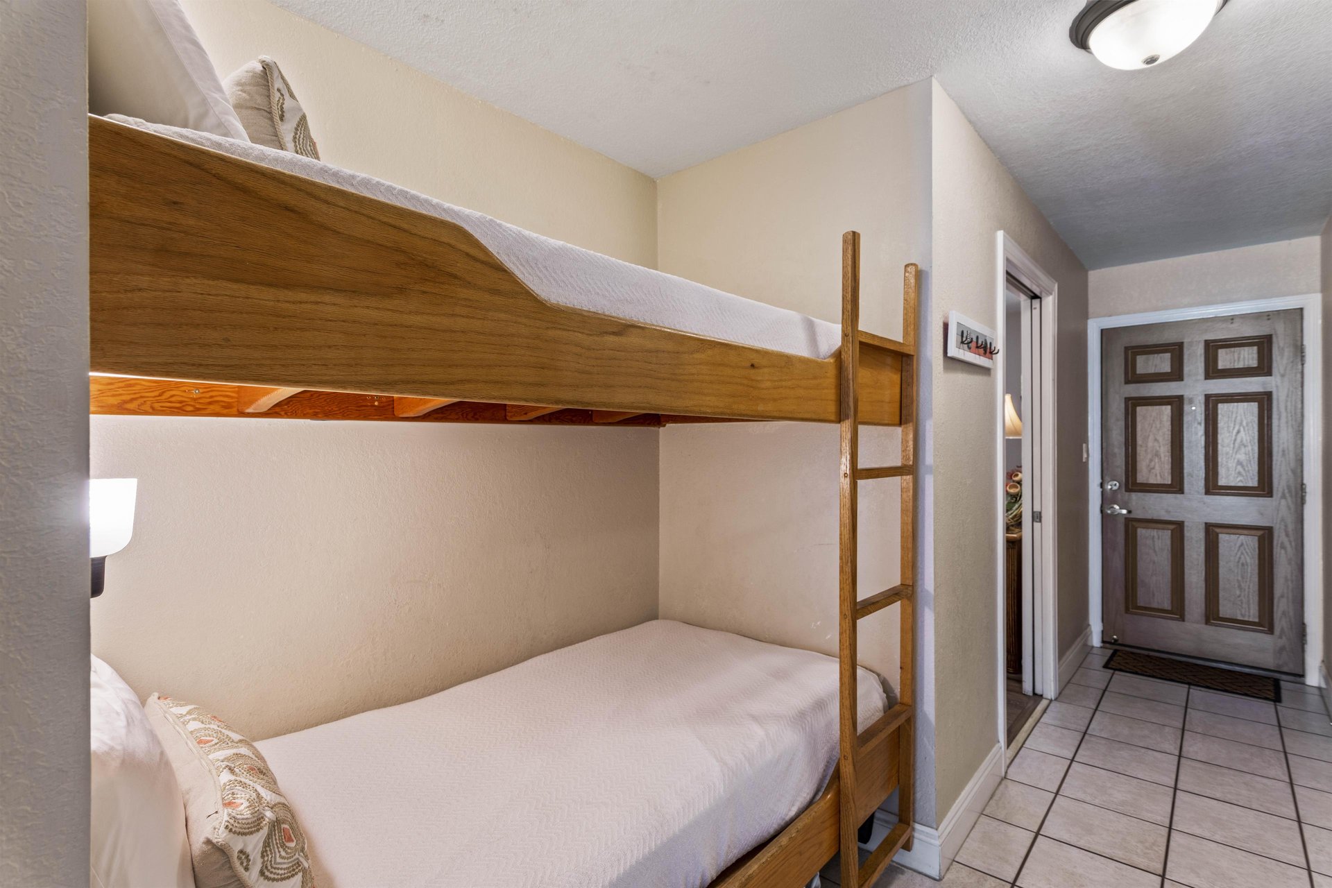 Destin Beach Club 213 10