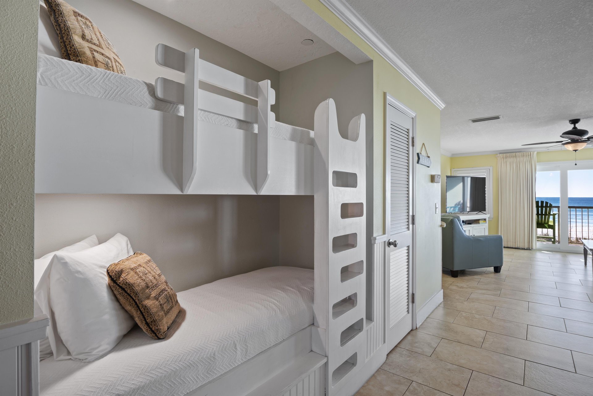 Destin Seafarer 114 9