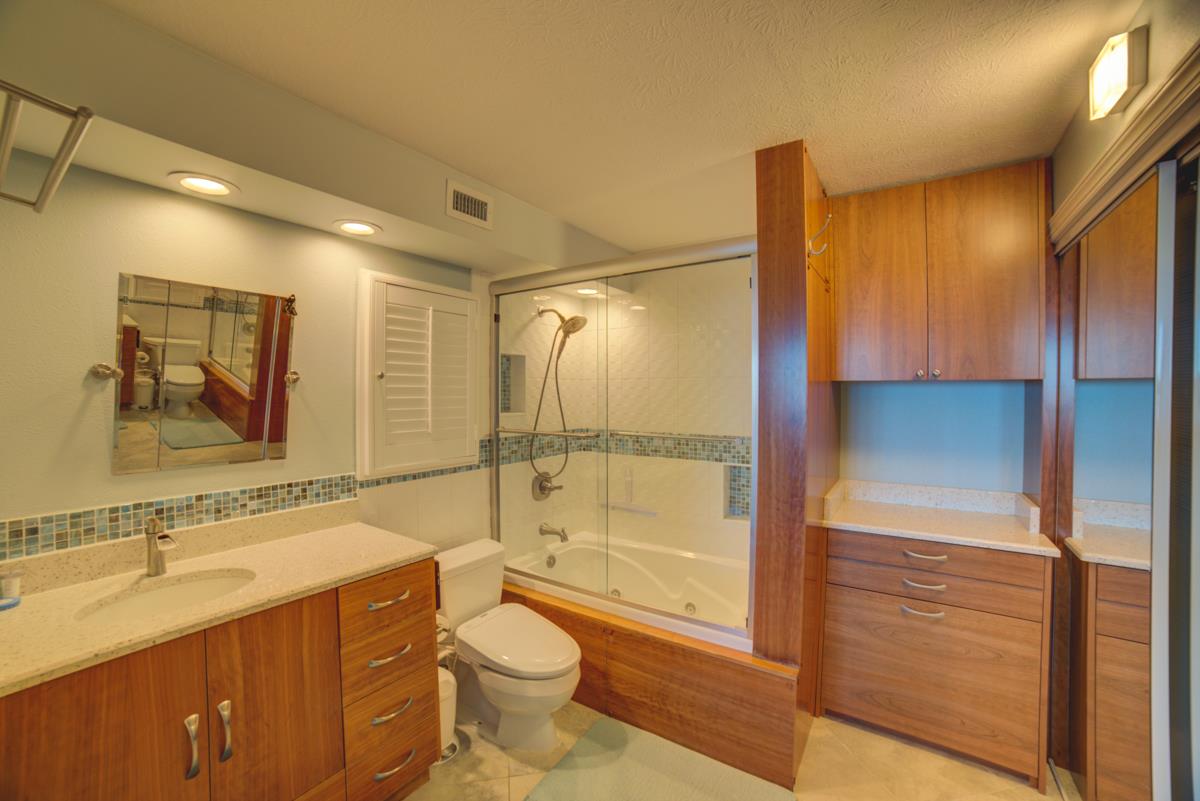 Sabine Yacht and Racquet Club 3D 26