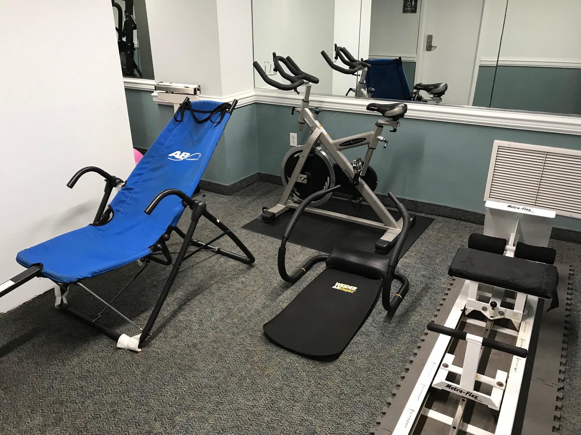 Sabine Yacht and Racquet Club 3D 48