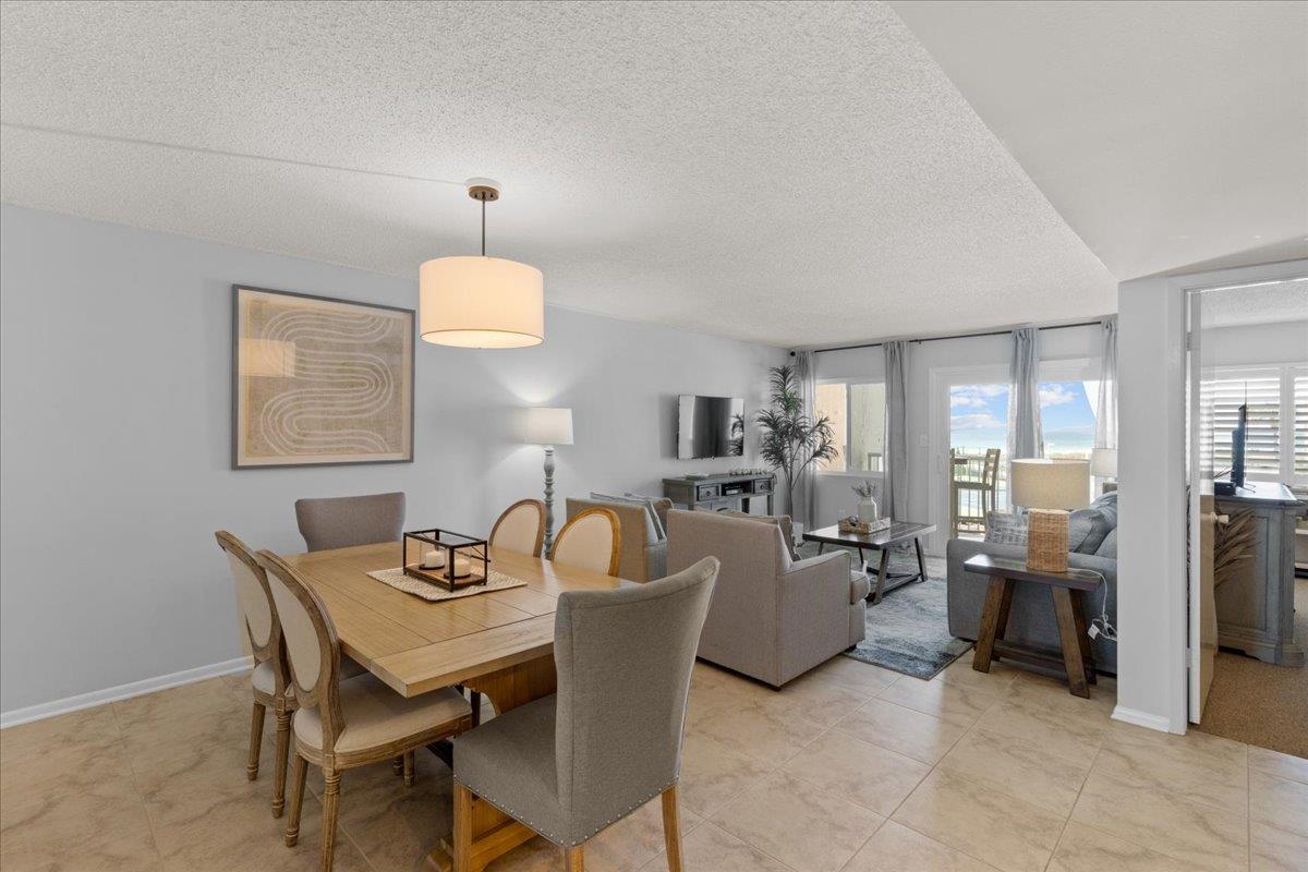 Holiday Surf and Racquet Unit 213 7