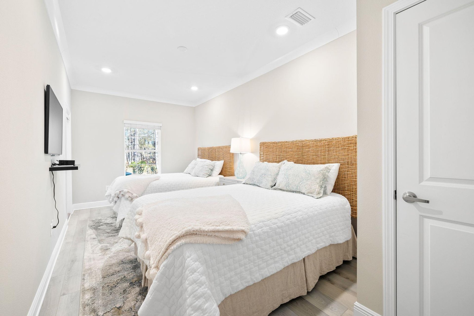 42 Kara Lake Drive 9