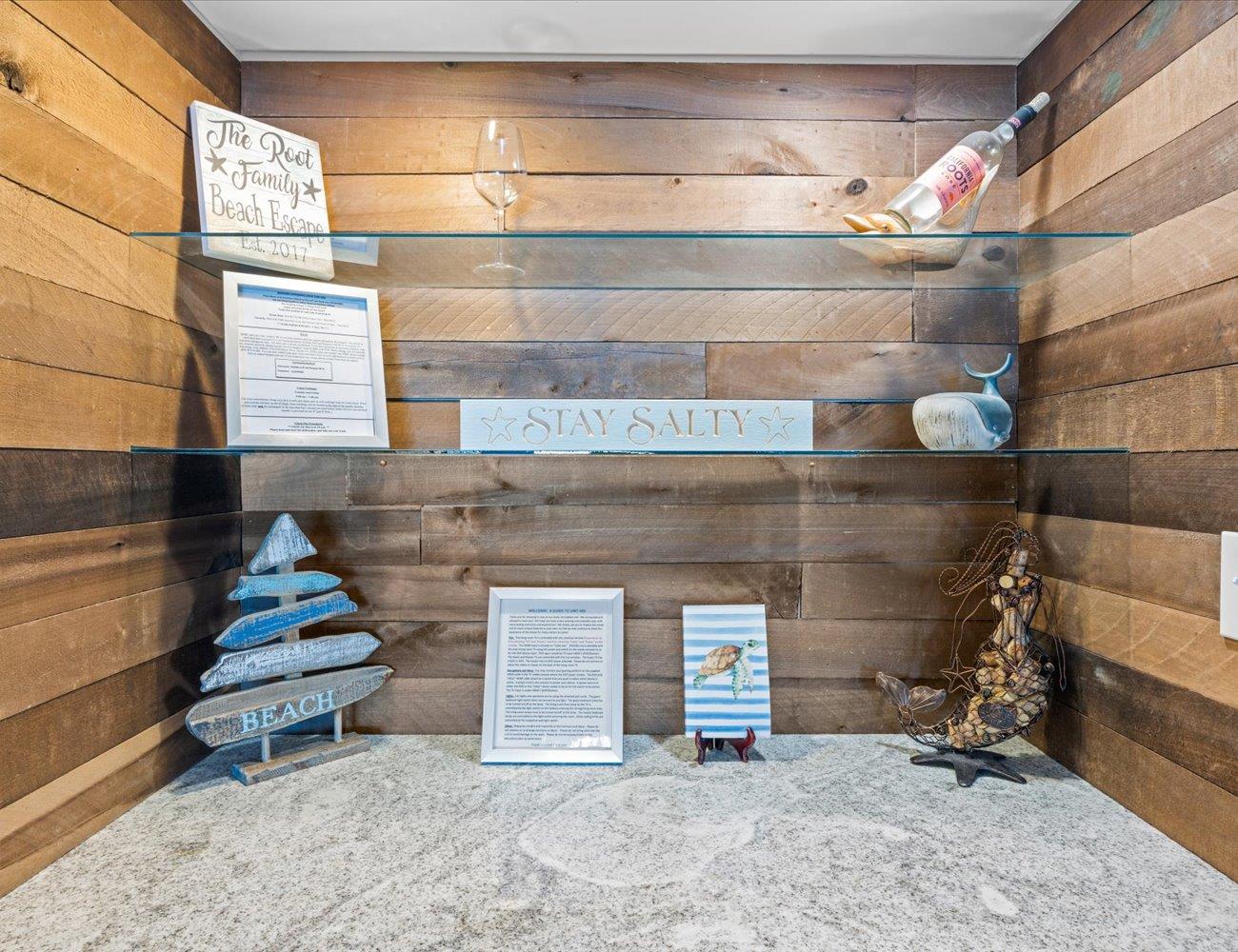 Holiday Surf and Racquet Unit 404 8