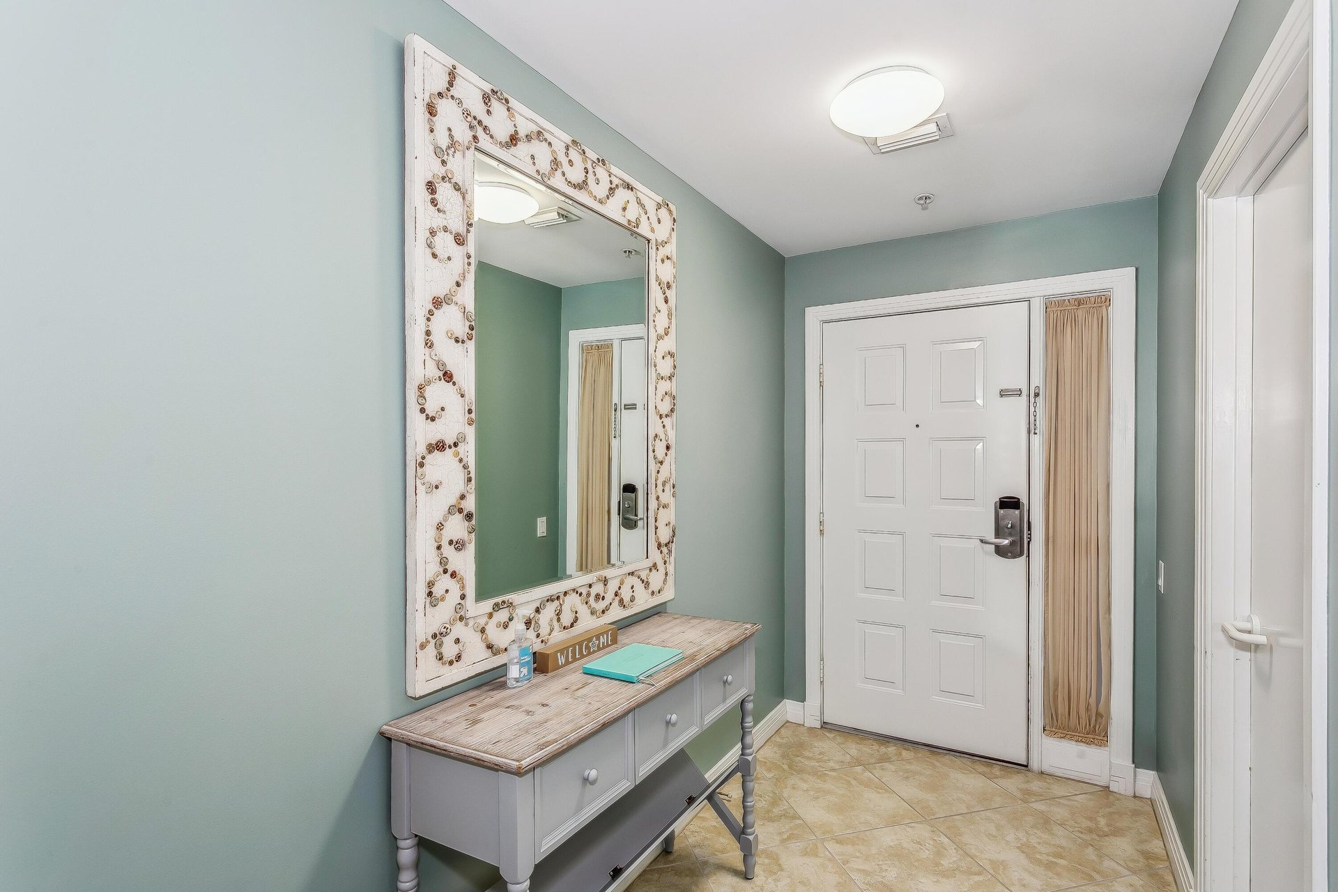 Beach Colony West 11F 2