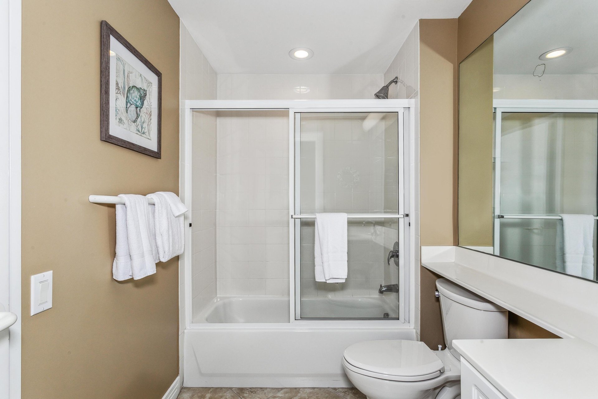 Beach Colony West 11F 25