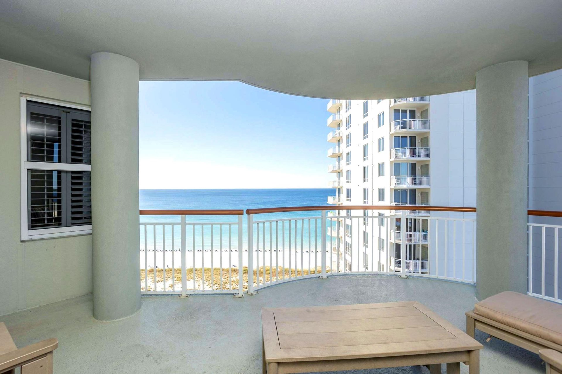 Beach Colony West 11F 31