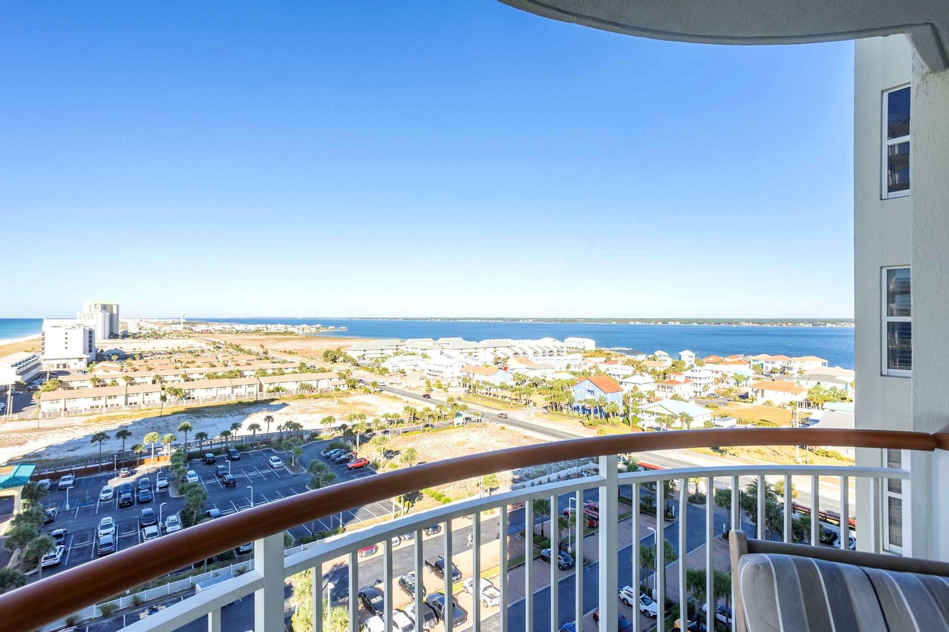 Beach Colony West 11F 34