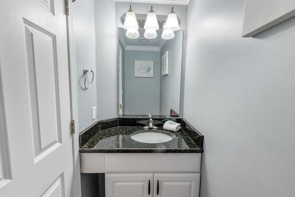 Beach Club Doral 1102 13