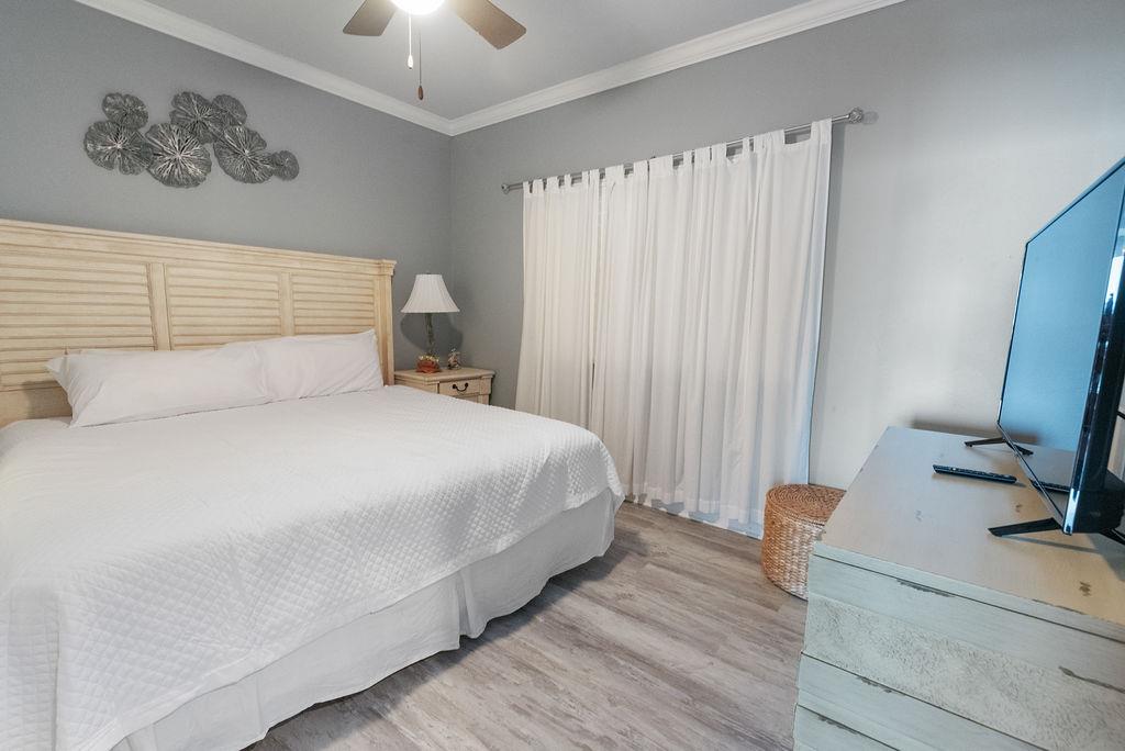 Beach Club Doral 1102 19