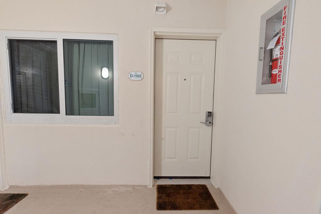 Beach Club Doral 1102 44