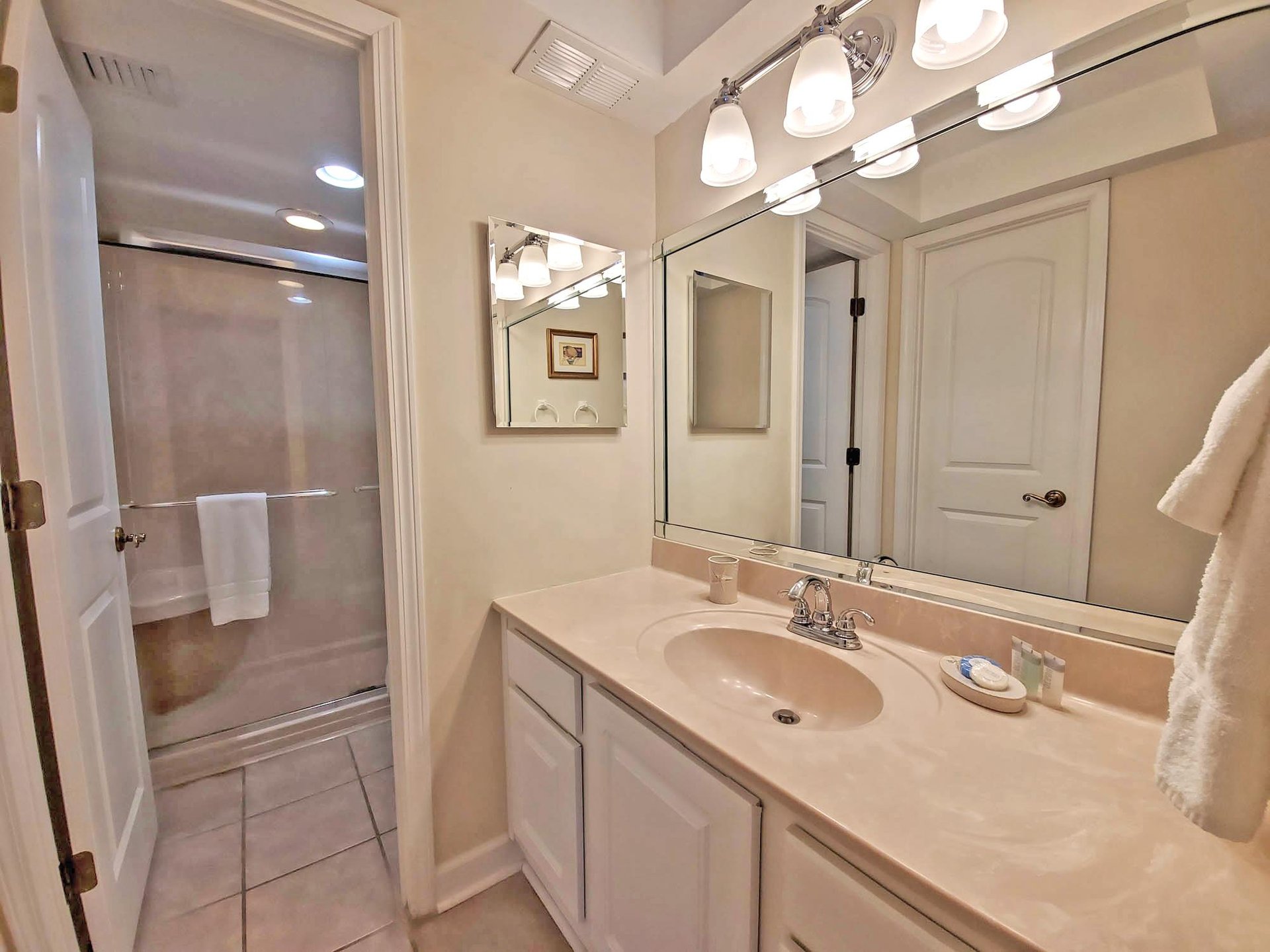 Regency Towers 501E 14