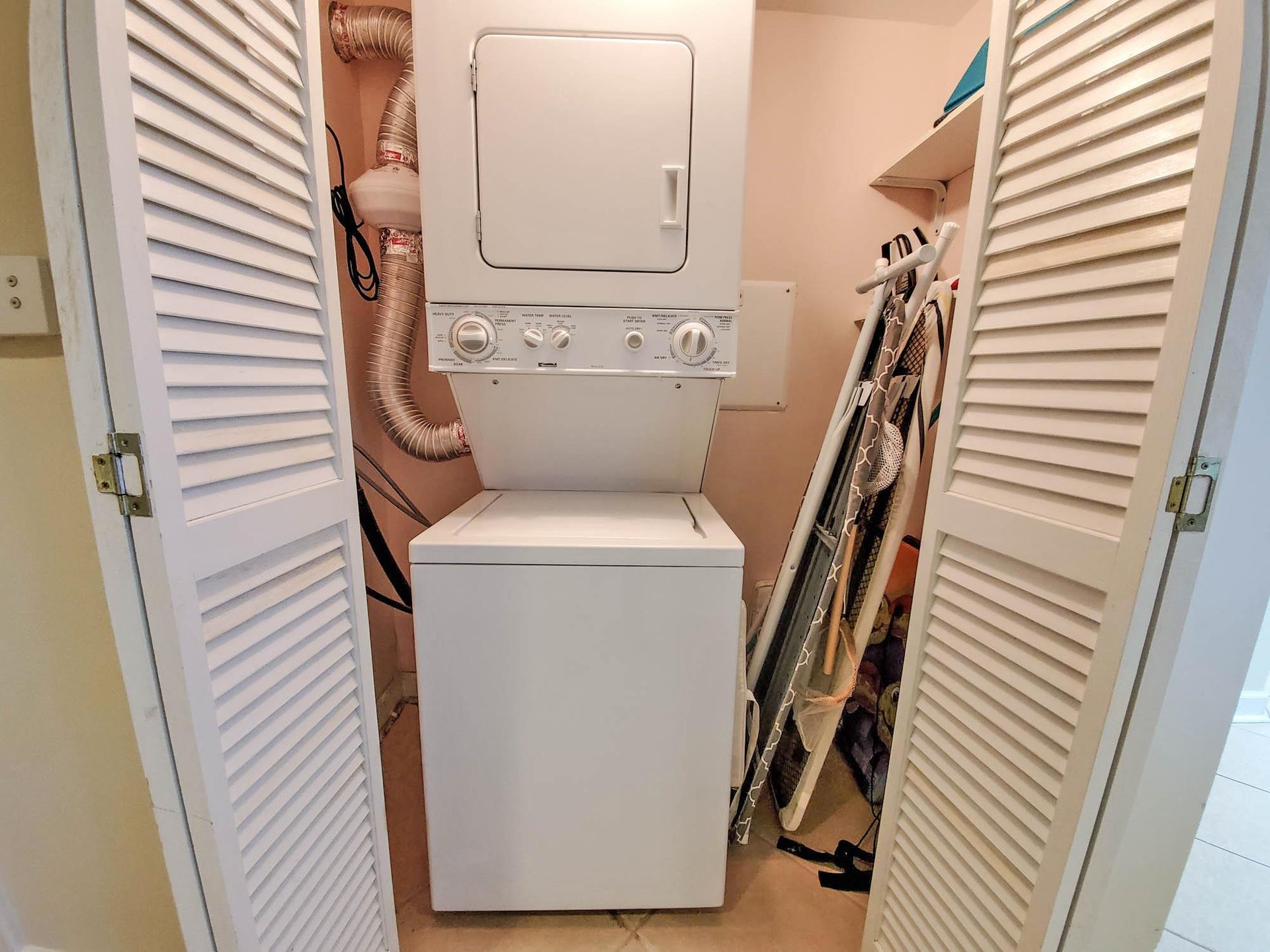 Regency Towers 501E 21