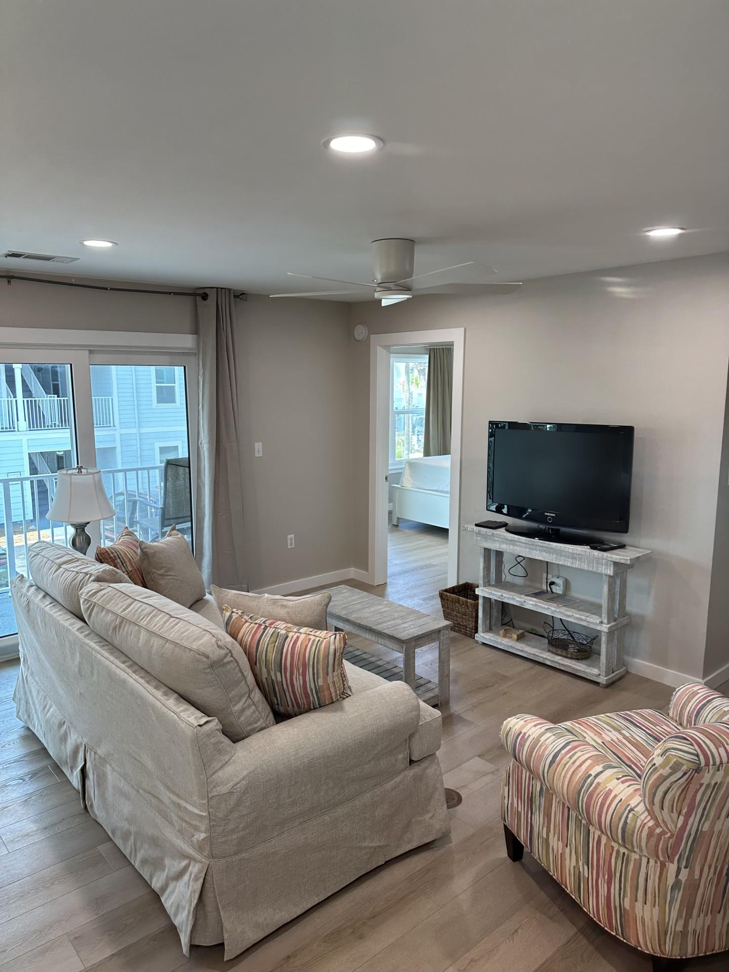 Beachside Villas 523 5