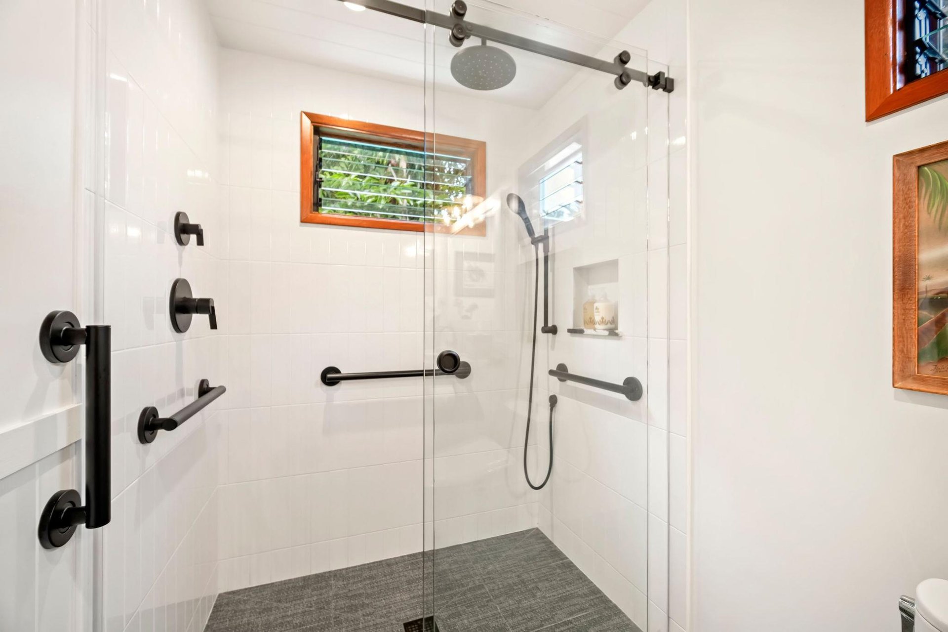 Hanalei Happy Place Main House 22