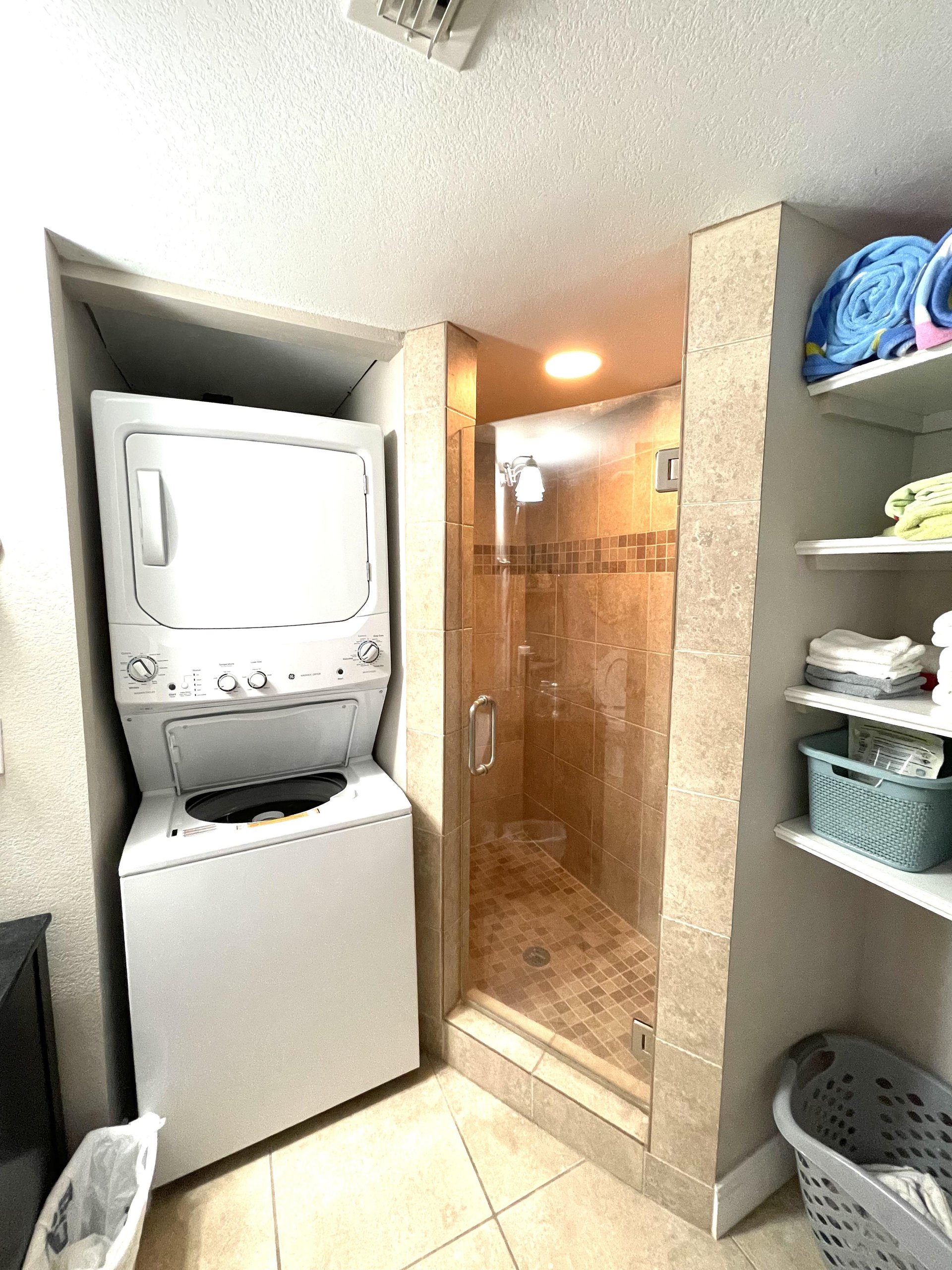 Spanish Landing 318 11