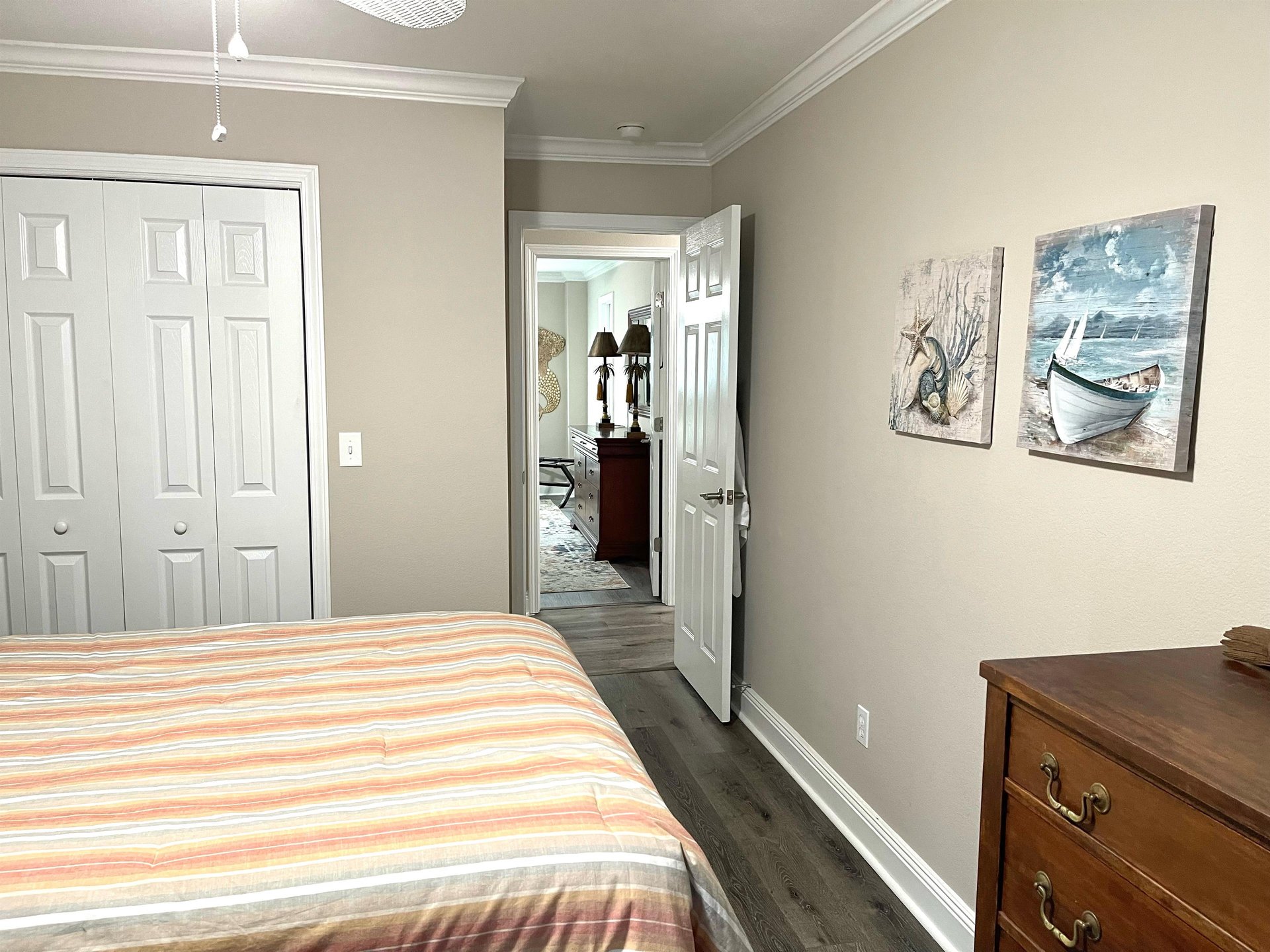 Spanish Landing 318 39
