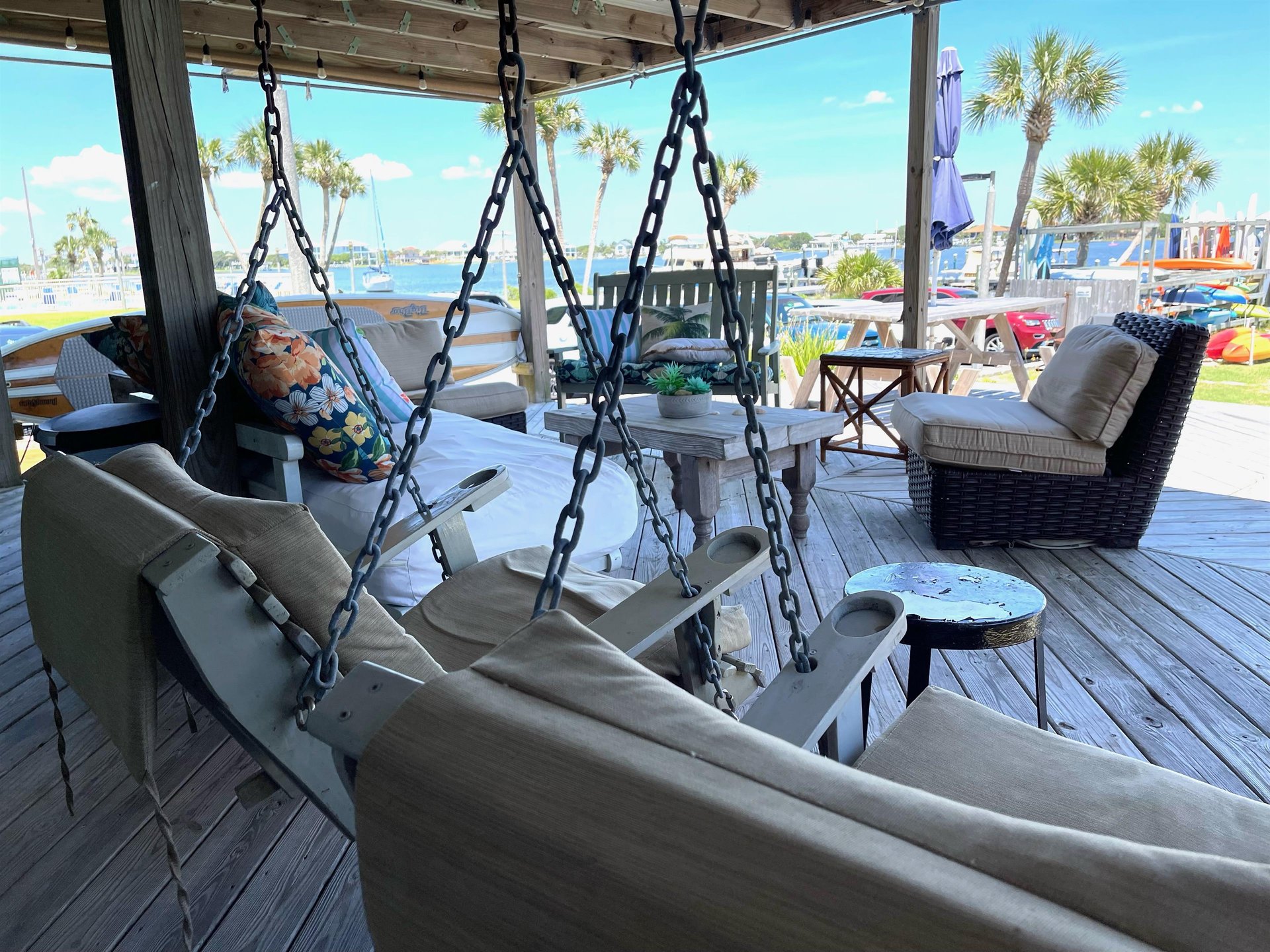 Spanish Landing 318 44
