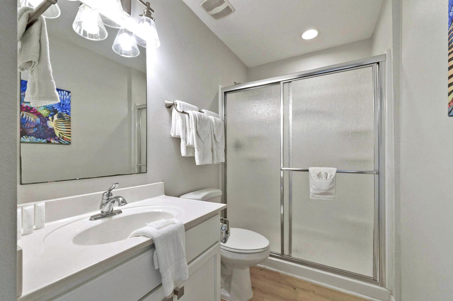 Via De Luna 109  Soundz Amazing 15