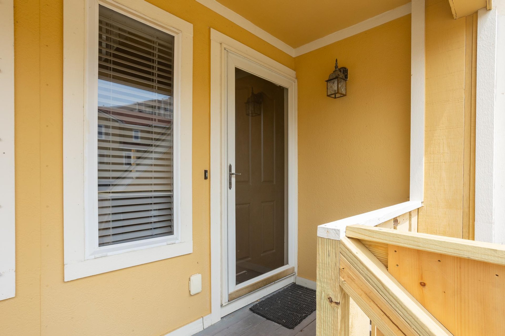 Regency Cabanas E2 28